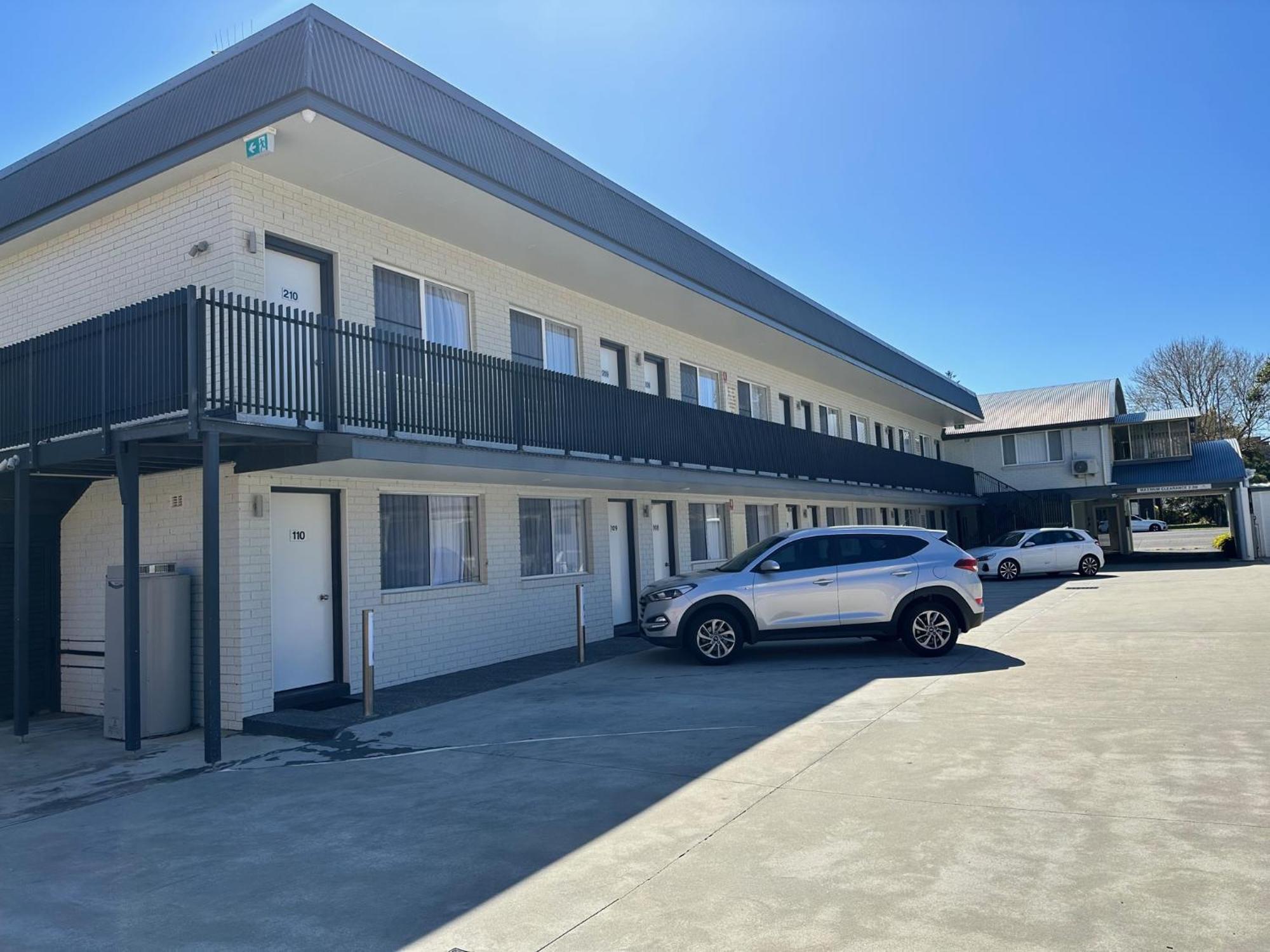 Surf Beach Motel Port Порт Макари Екстериор снимка